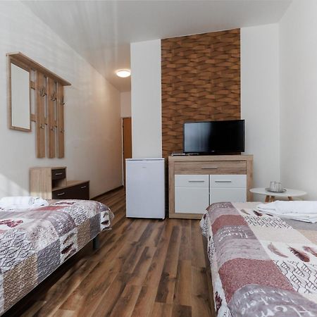 Agro Complex Apartments 尼特拉 外观 照片